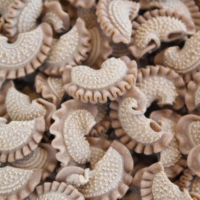 Crêtes de coq aux cèpes - Pâtes sèches
